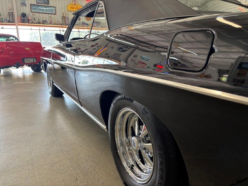 Ford-Galaxie-1968-Convertible-8