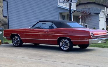 Ford-Galaxie-1969-Red-Black-1