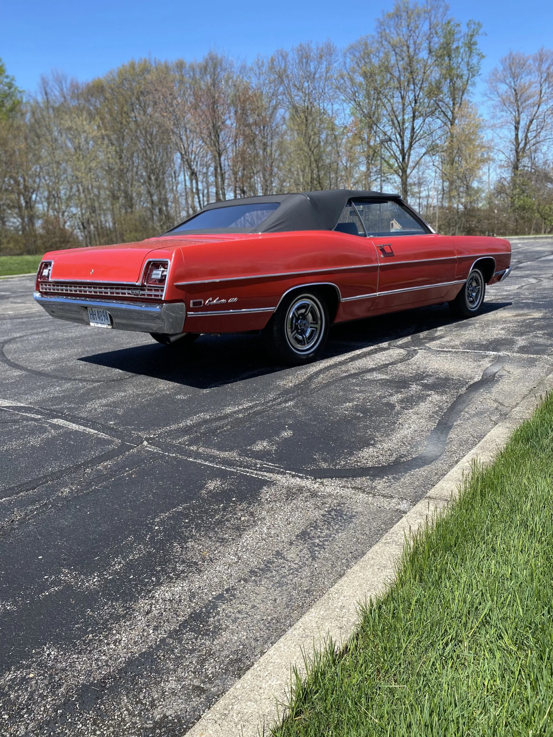 Ford-Galaxie-1969-Red-Black-2