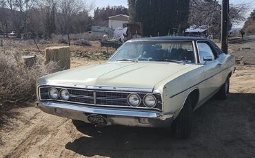 Ford-Galaxie-1970-1