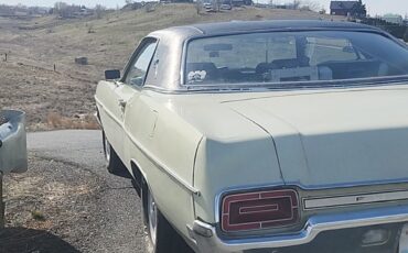 Ford-Galaxie-1970-3