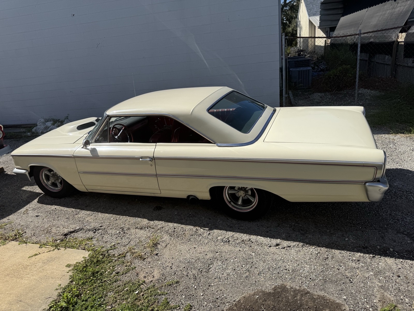 Ford-Galaxy-1963-10
