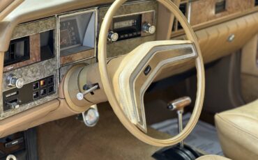 Ford-Granada-1975-Sedan-8