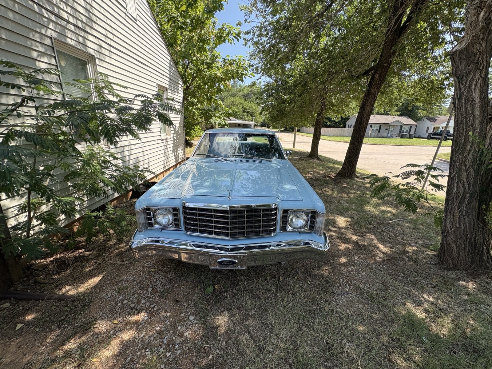 Ford-Granada-1977-Sedan-4
