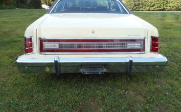 Ford-LTD-1977-Coupe-3