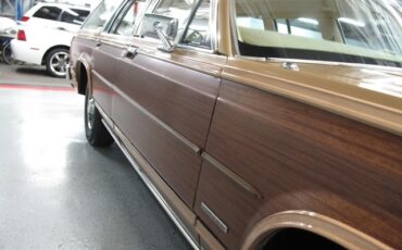 Ford-LTD-Crown-Victoria-1984-12