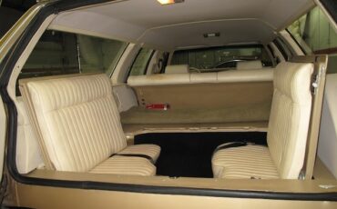 Ford-LTD-Crown-Victoria-1984-21