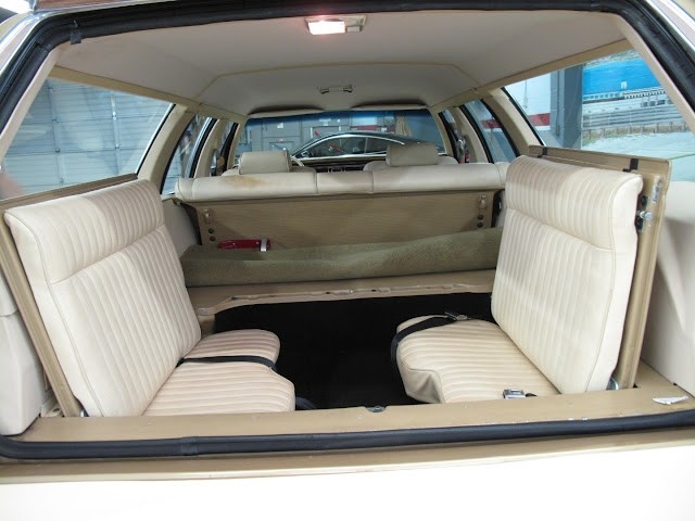 Ford-LTD-Crown-Victoria-1984-29