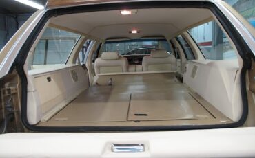 Ford-LTD-Crown-Victoria-1984-30