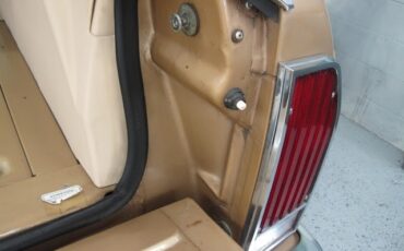 Ford-LTD-Crown-Victoria-1984-34