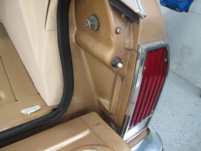 Ford-LTD-Crown-Victoria-1984-34