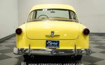 Ford-Mainline-1953-Sedan-10