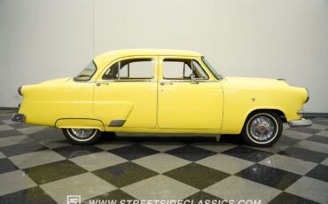 Ford-Mainline-1953-Sedan-14