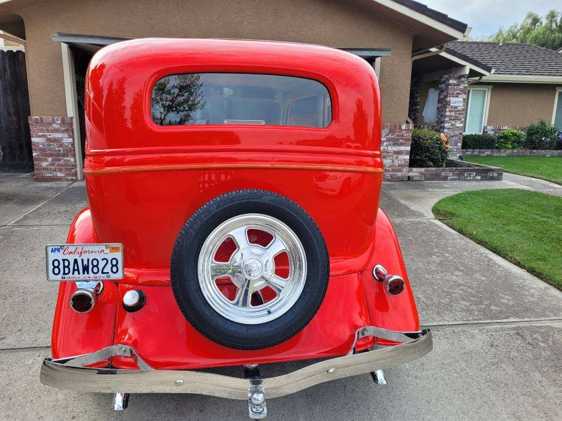 Ford-Model-40-1933-Red-Beige-17
