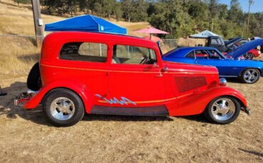 Ford-Model-40-1933-Red-Beige-2
