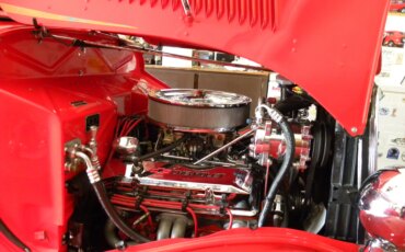 Ford-Model-40-1933-Red-Beige-5