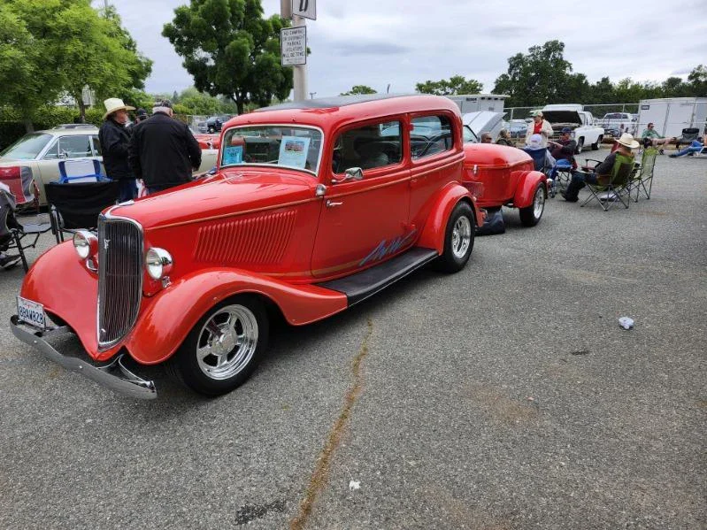 Ford-Model-40-1933-Red-Beige-7