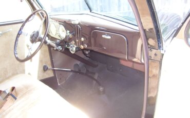 Ford-Model-78-1937-Black-Tan-2
