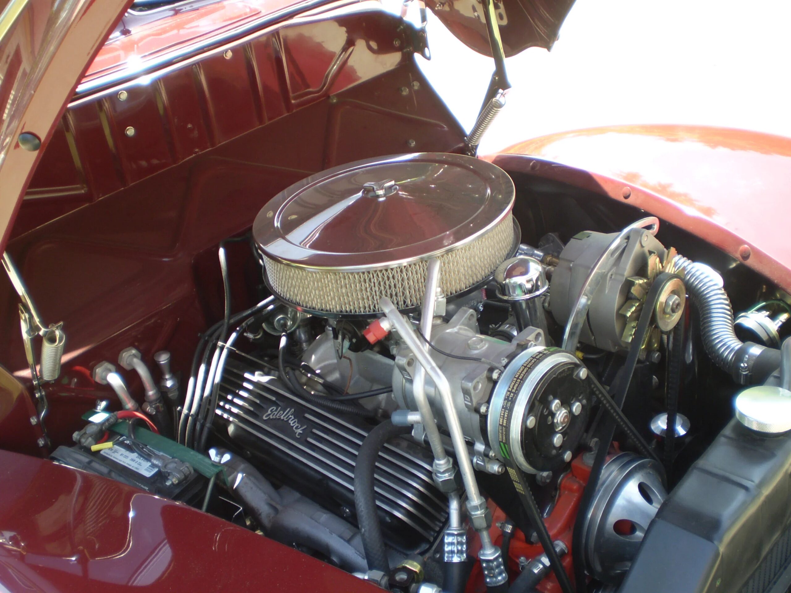 Ford-Model-91a-1939-Burgundy-Tan-7