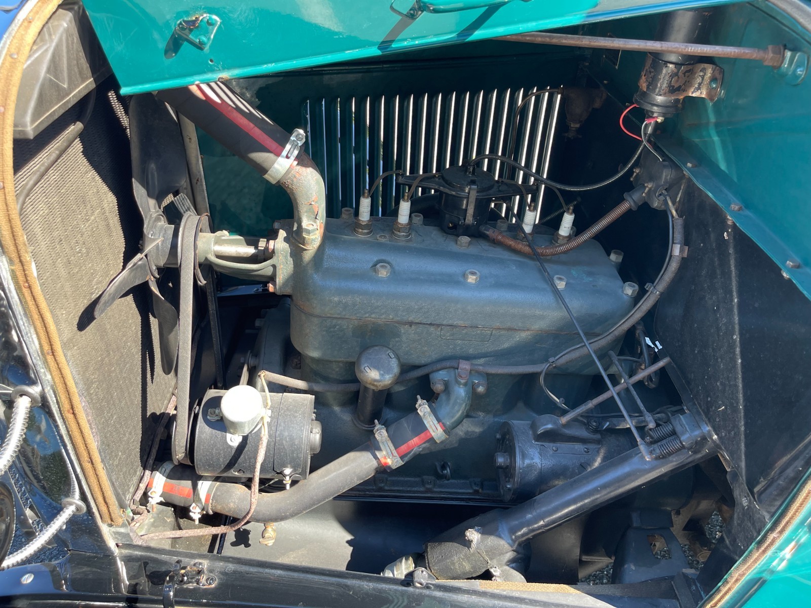 Ford-Model-A-1929-Business-Coupe-25