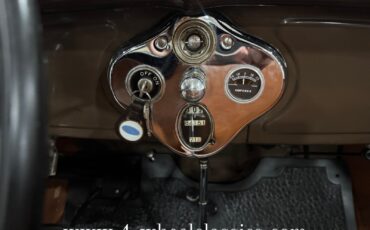 Ford-Model-A-1929-Convertible-14