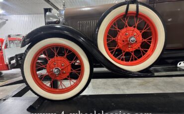 Ford-Model-A-1929-Convertible-16