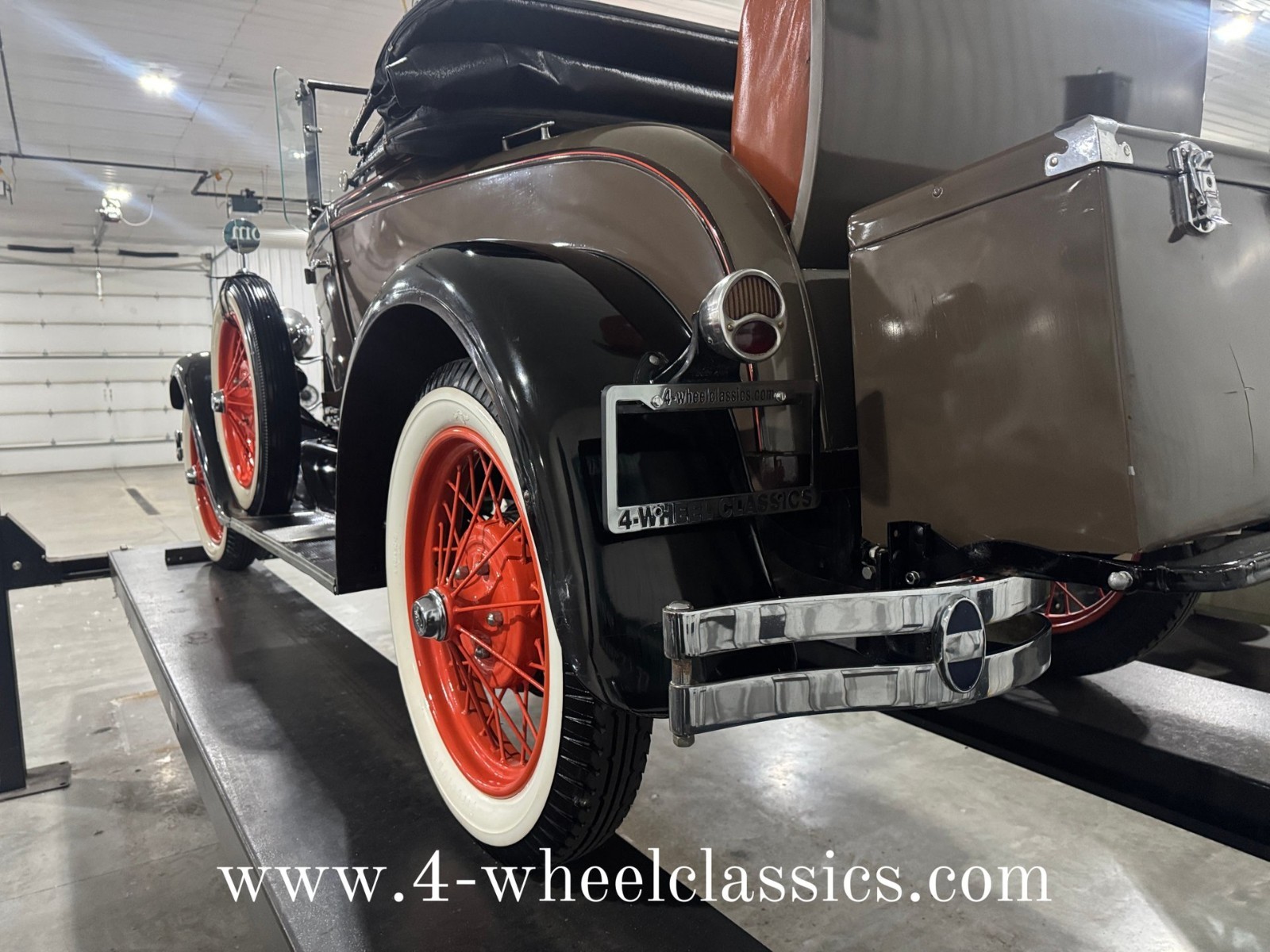 Ford-Model-A-1929-Convertible-18