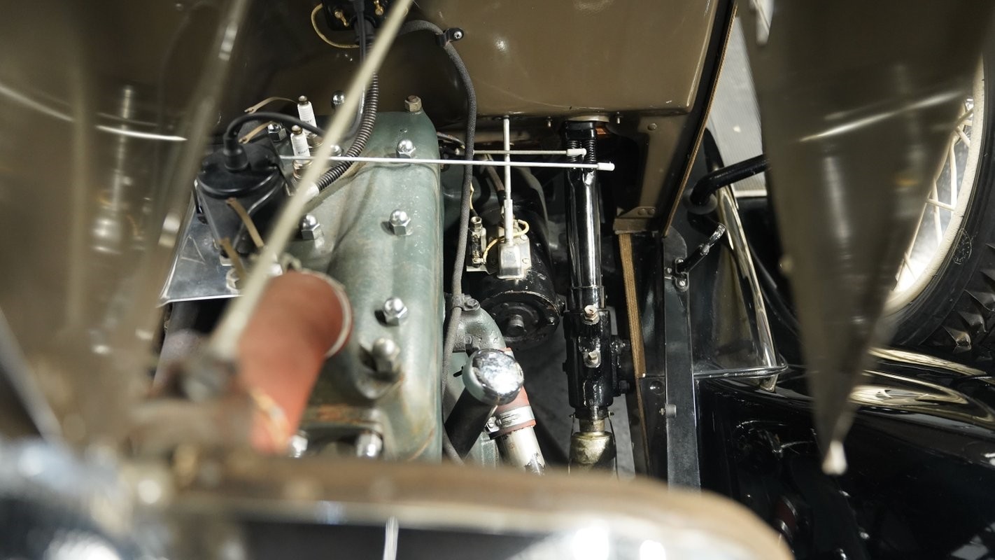 Ford-Model-A-1929-Roadster-3