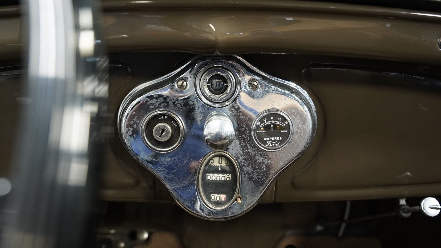 Ford-Model-A-1929-Roadster-32