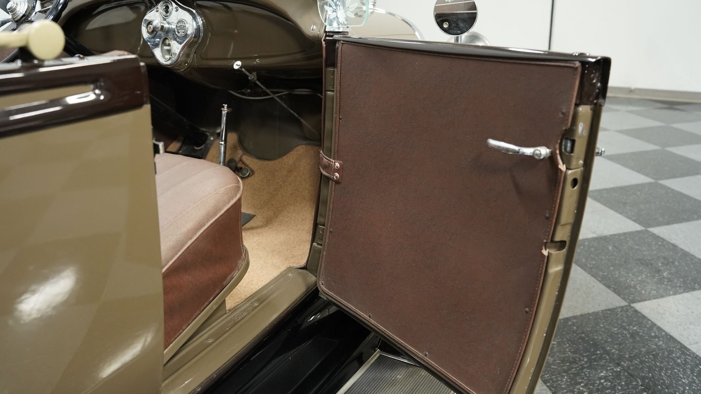 Ford-Model-A-1929-Roadster-39