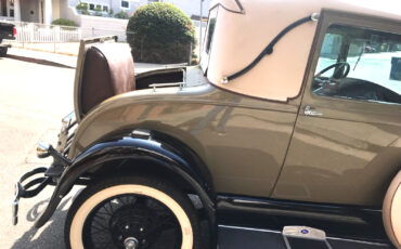 Ford-Model-A-1929-Sport-Coupe-15