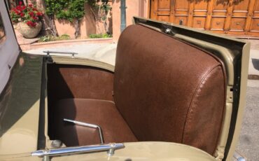 Ford-Model-A-1929-Sport-Coupe-17