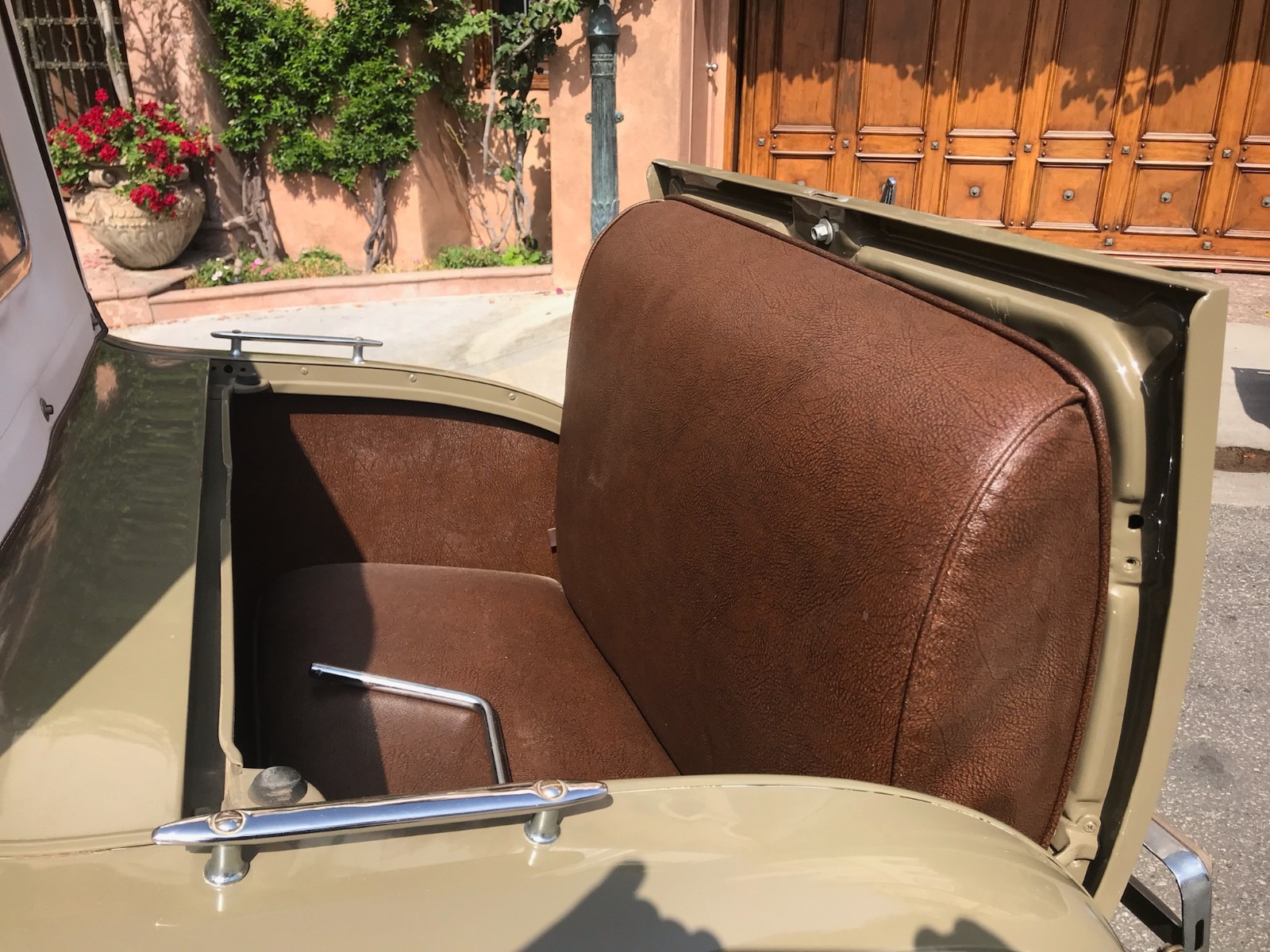 Ford-Model-A-1929-Sport-Coupe-17