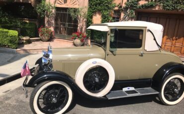 Ford-Model-A-1929-Sport-Coupe-4