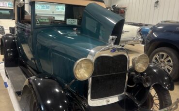 Ford-Model-A-1929-Sport-Coupe-4