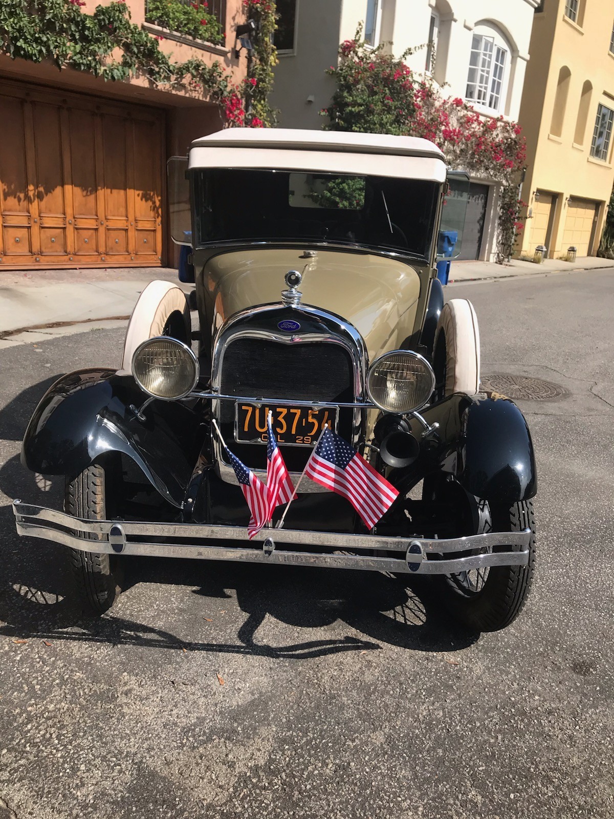 Ford-Model-A-1929-Sport-Coupe-6
