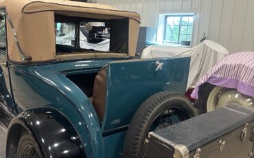 Ford-Model-A-1929-Sport-Coupe-9