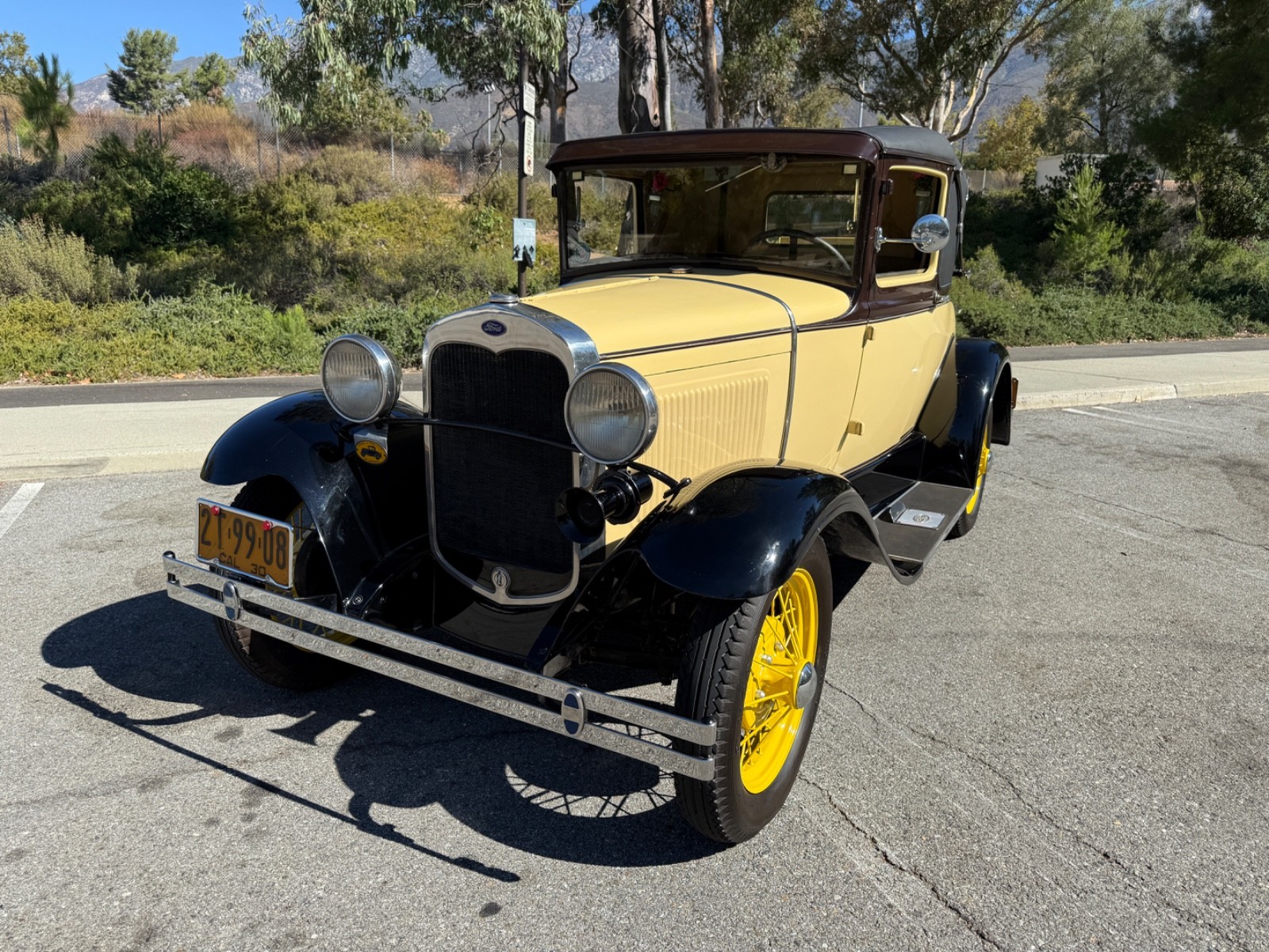Ford-Model-A-1930-Coupe-8