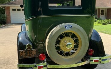 Ford-Model-A-1930-Tudor-4