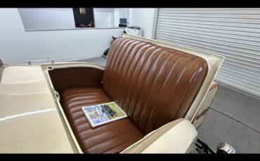 Ford-Model-A-1931-10