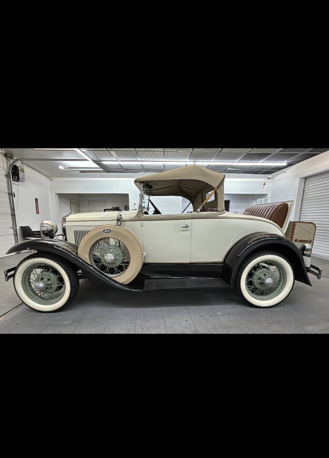 Ford-Model-A-1931-14
