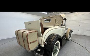 Ford-Model-A-1931-3