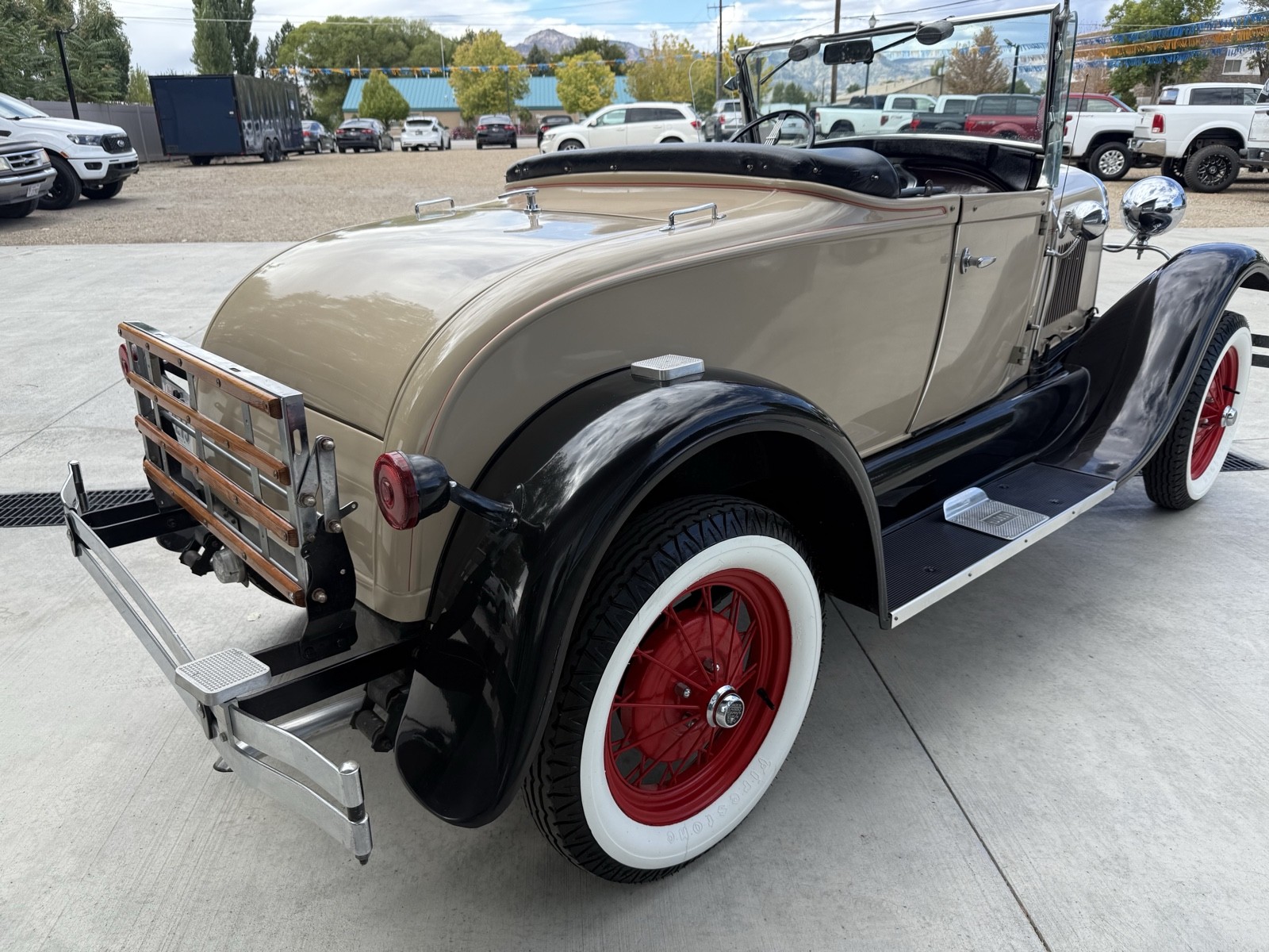 Ford-Model-A-1980-3