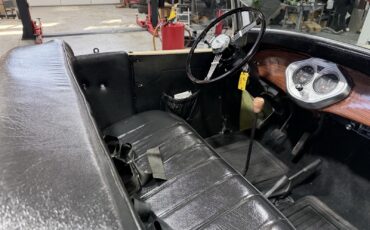 Ford-Model-A-1980-8