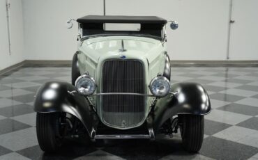 Ford-Model-B-1932-Convertible-15