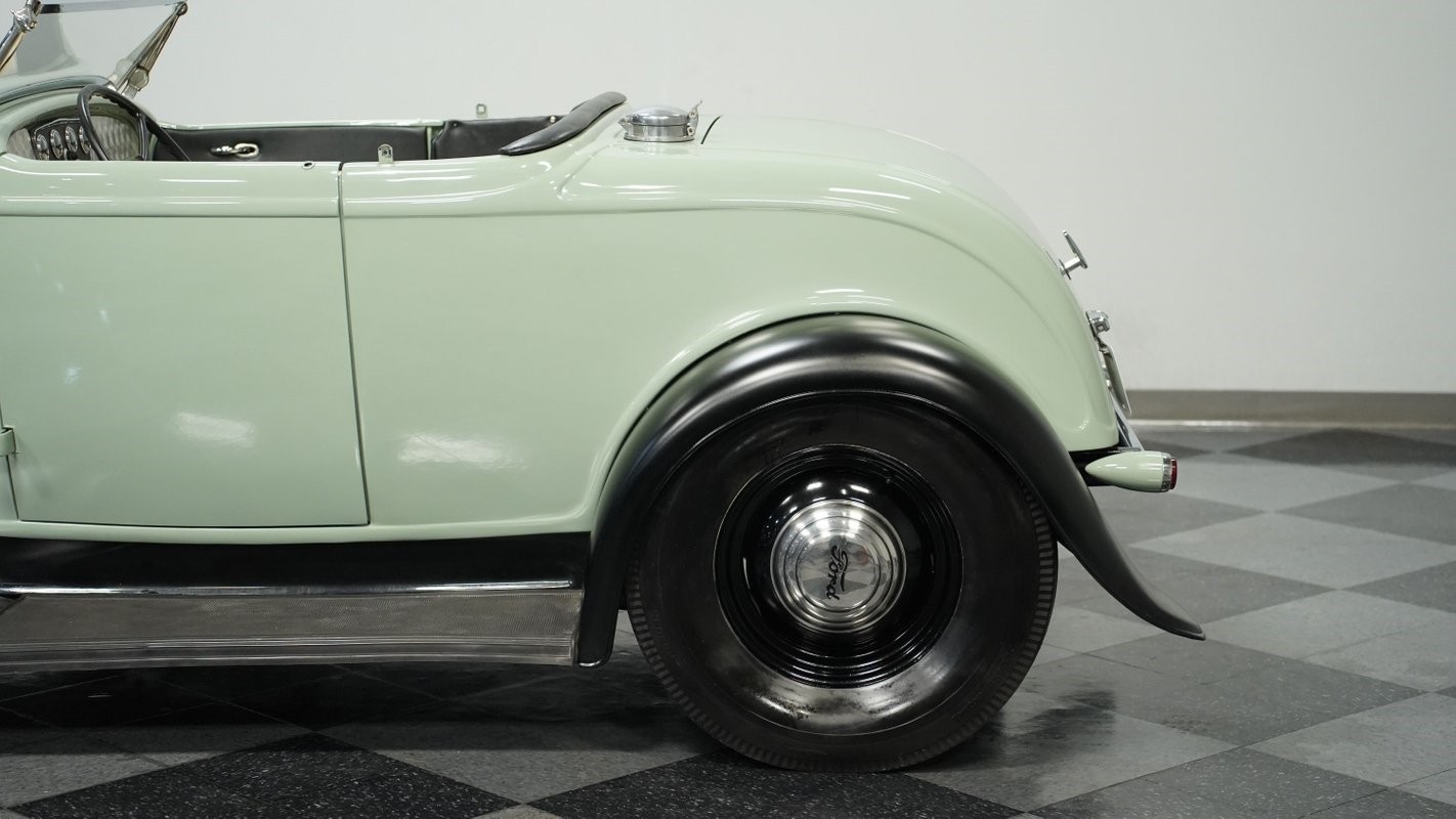 Ford-Model-B-1932-Convertible-20