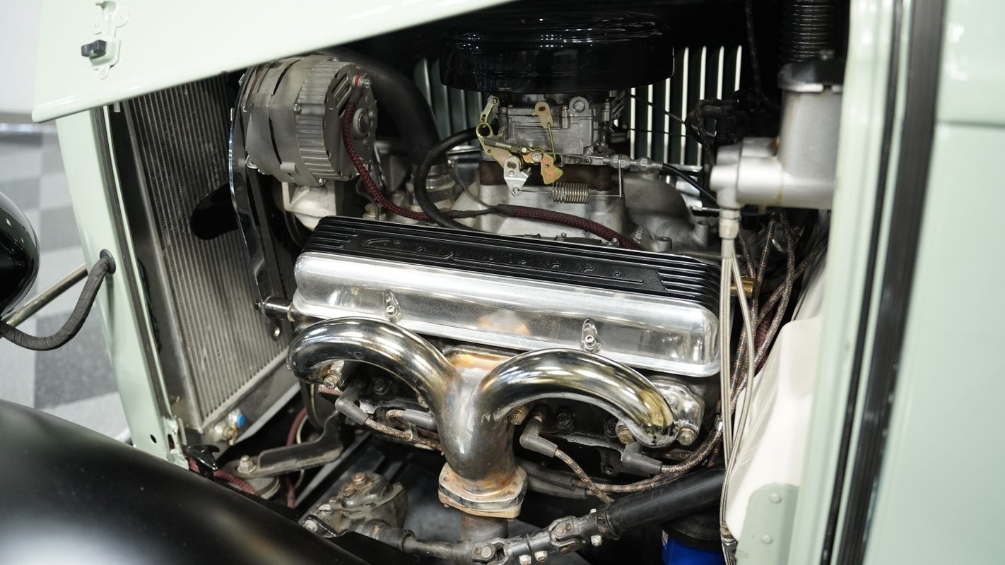 Ford-Model-B-1932-Convertible-26
