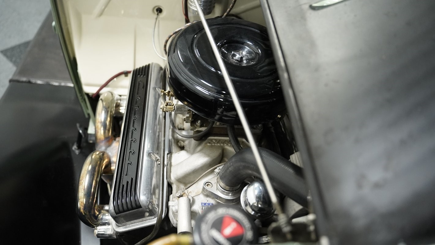 Ford-Model-B-1932-Convertible-3