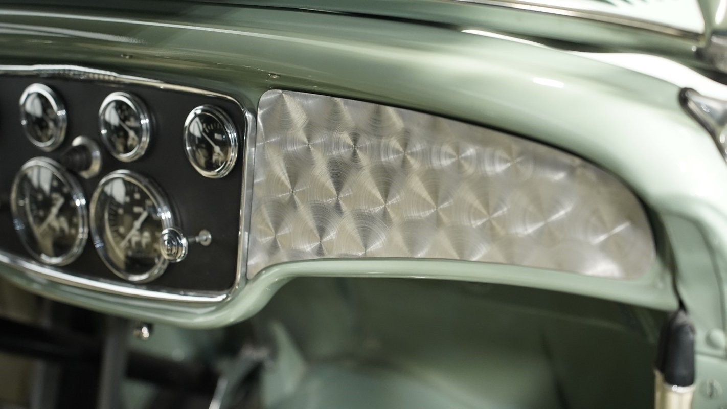 Ford-Model-B-1932-Convertible-38