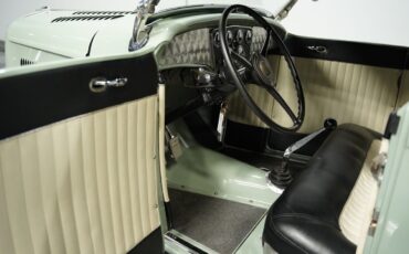 Ford-Model-B-1932-Convertible-4